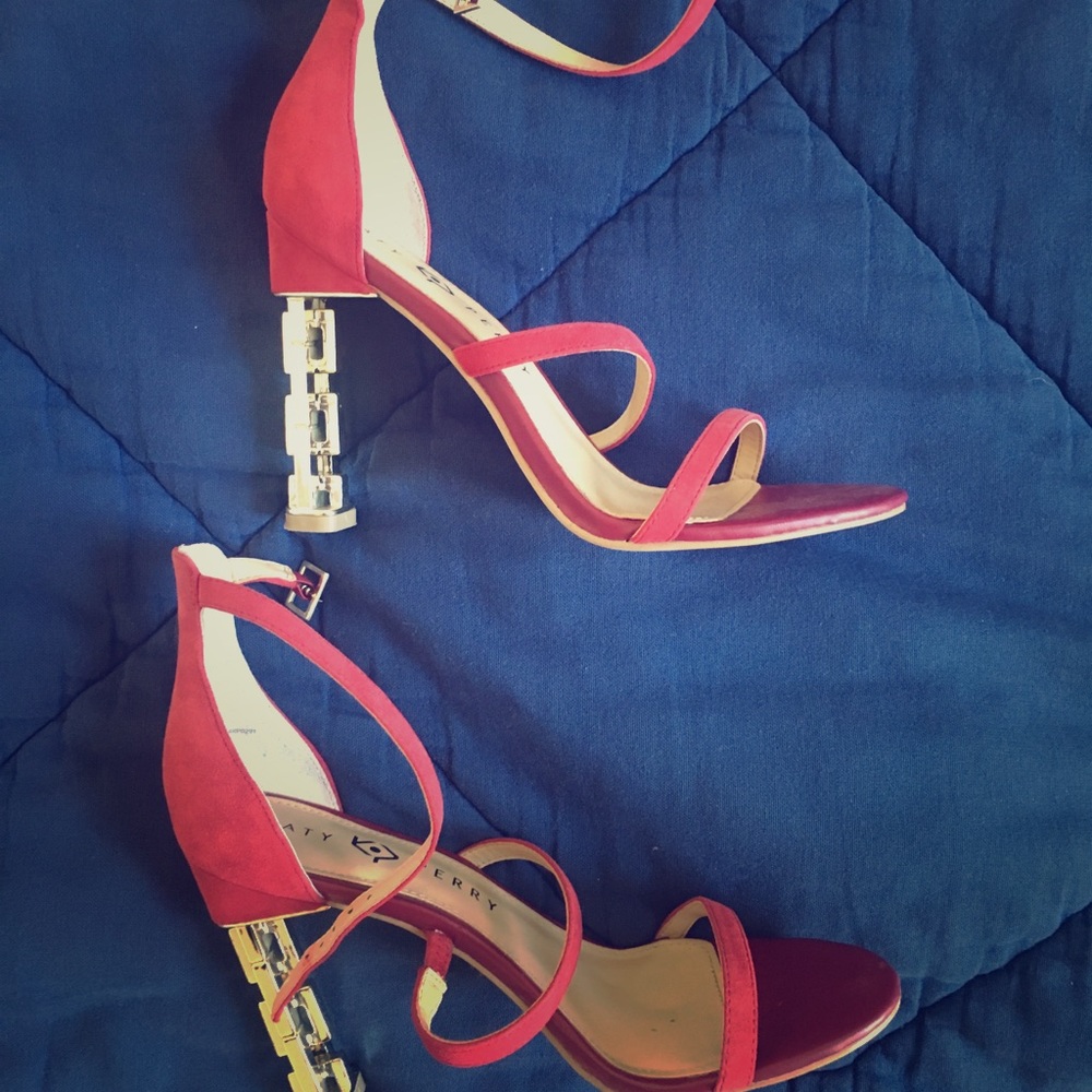 Katy Perry heels